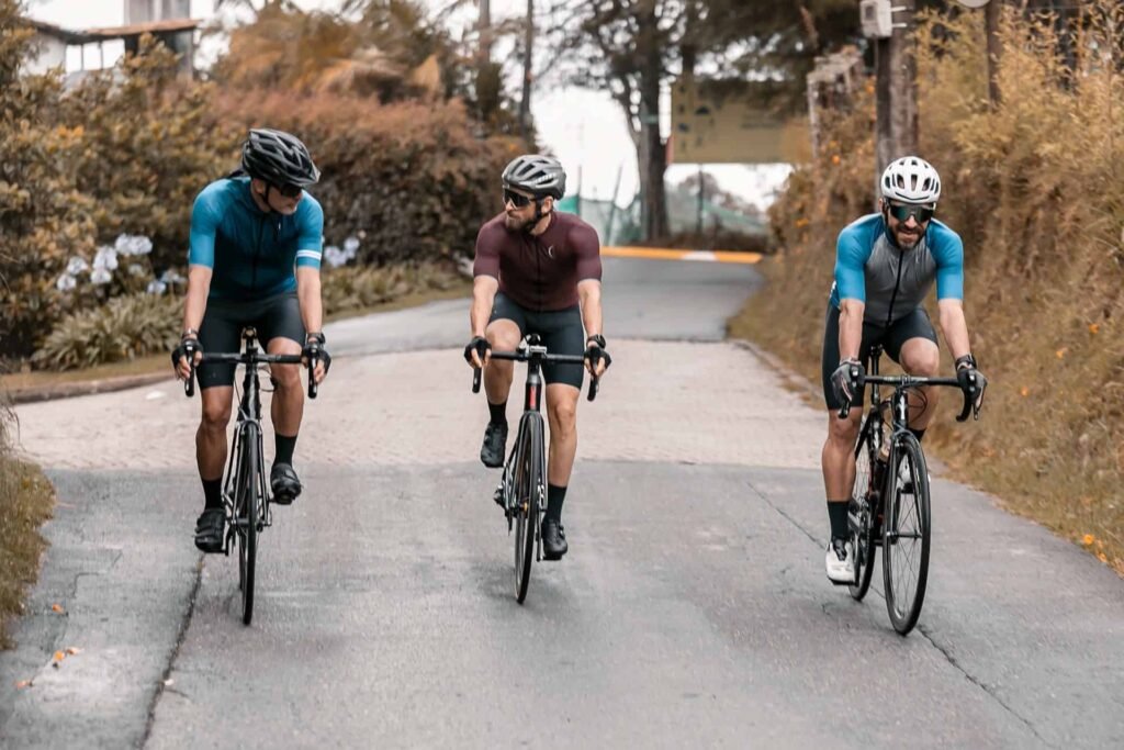 Home 25 pexels munbaik cycling clothing 7099144